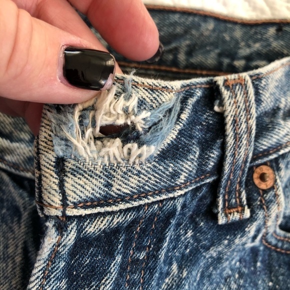 Vtg 80's Levi's Blue Acid Wash High Rise Jeans - Picture 11 of 11